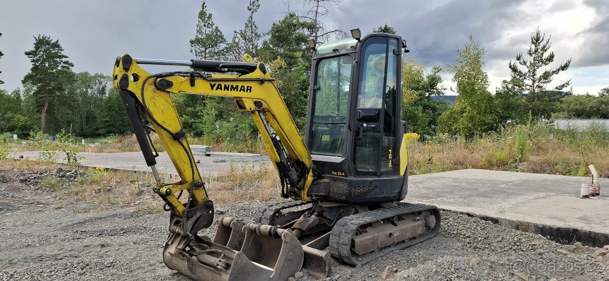 Yanmar Vio 25-4 - 6