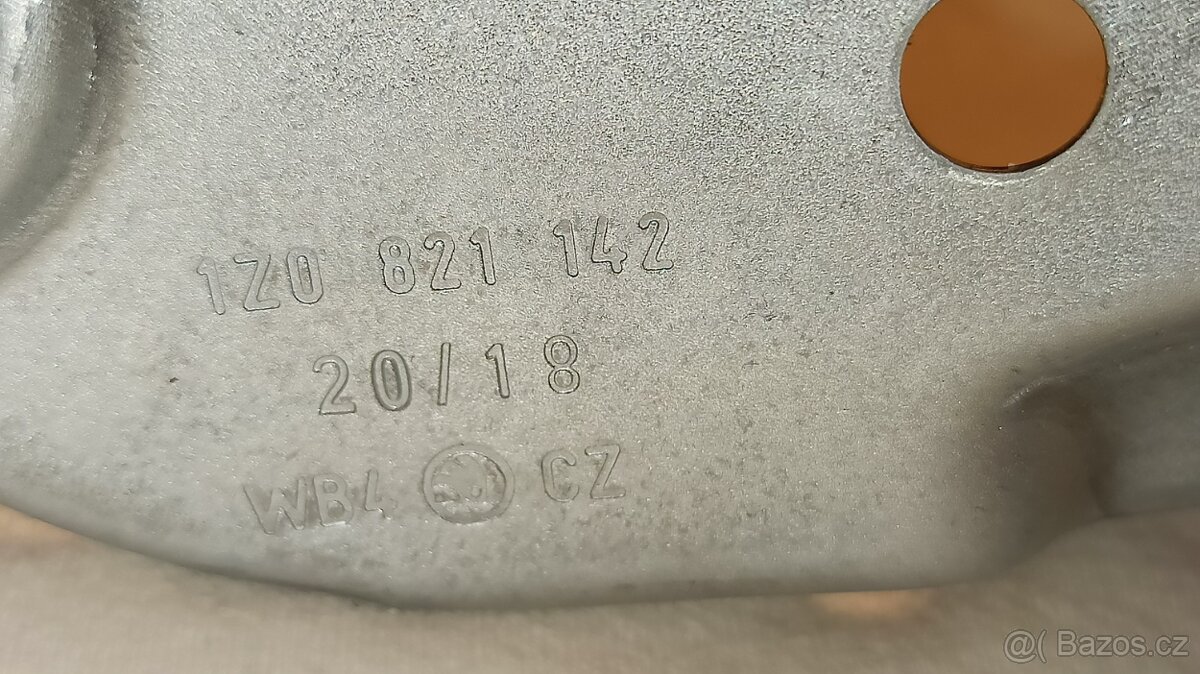 Dolní držák předního blatníku pravý Octavia 2 - 1Z0821142 - 6