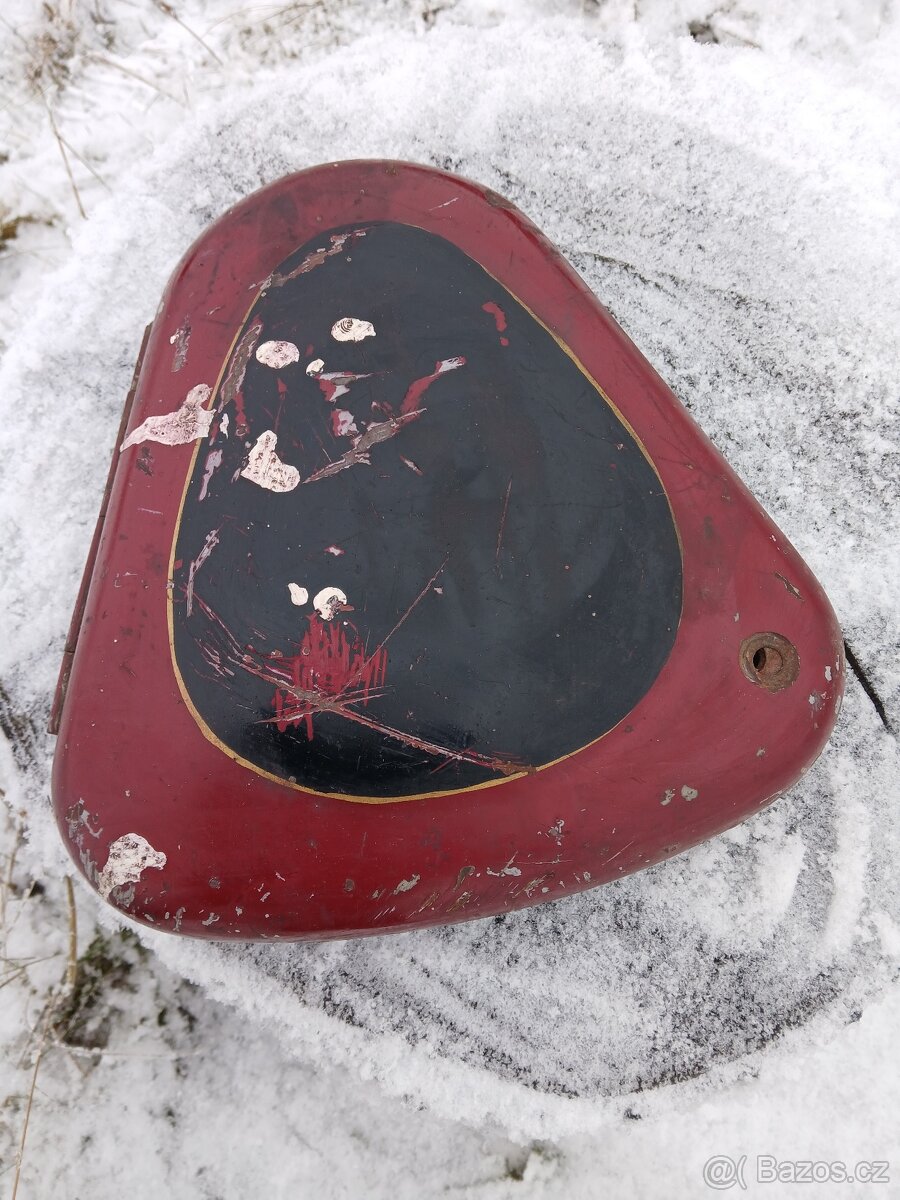 Nádrž jawa pérák - 6