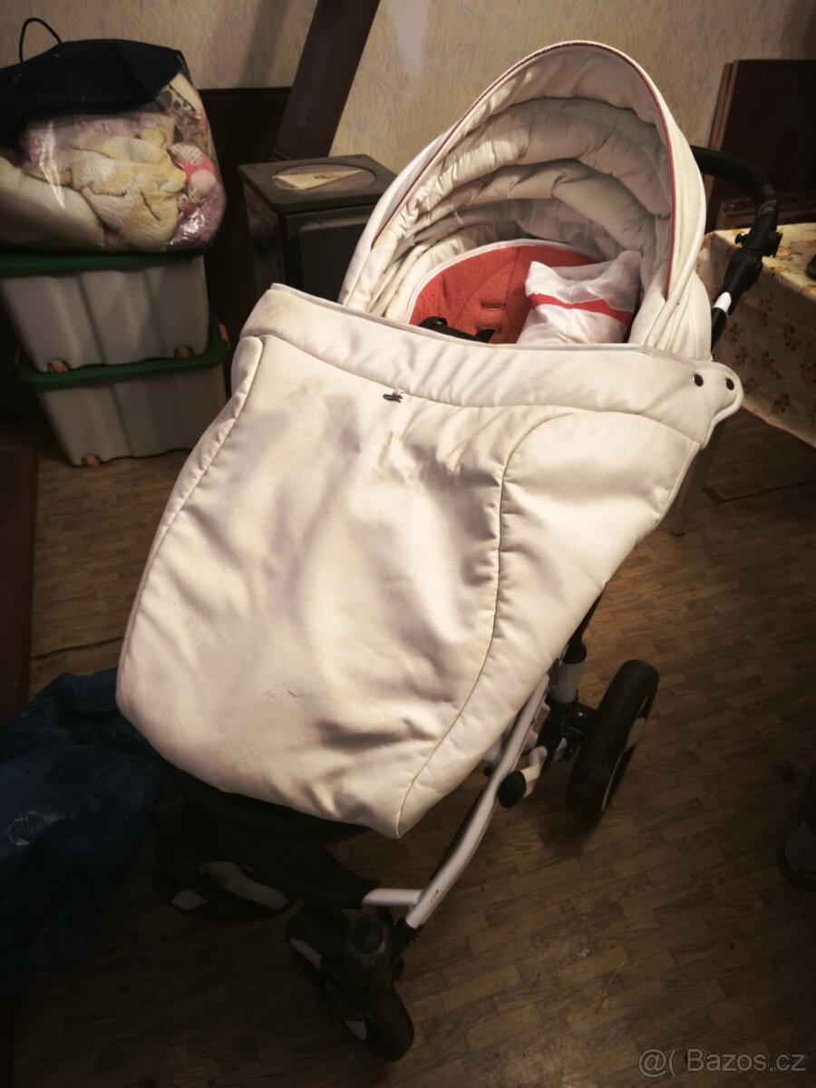 Kočárek Junama - 6
