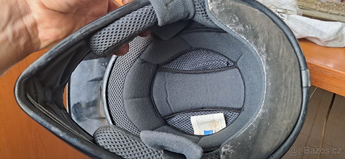 Dětská přilba na motorku - 6