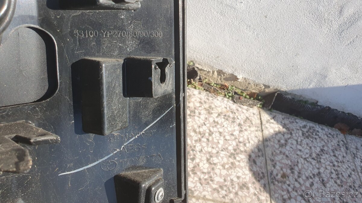 TOYOTA HILUX INVINCIBLE - maska - 6