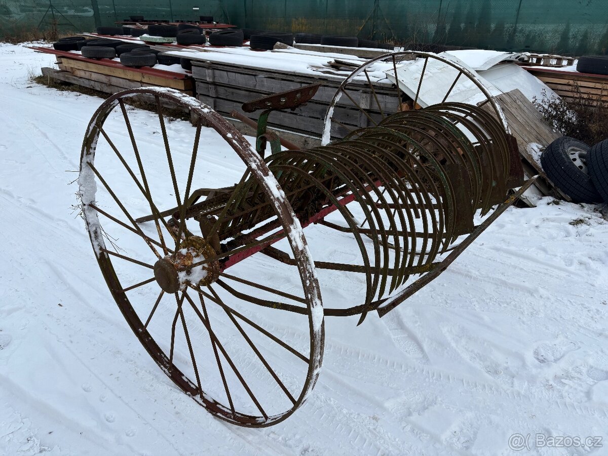 Historická konská hrabacka sena - 6