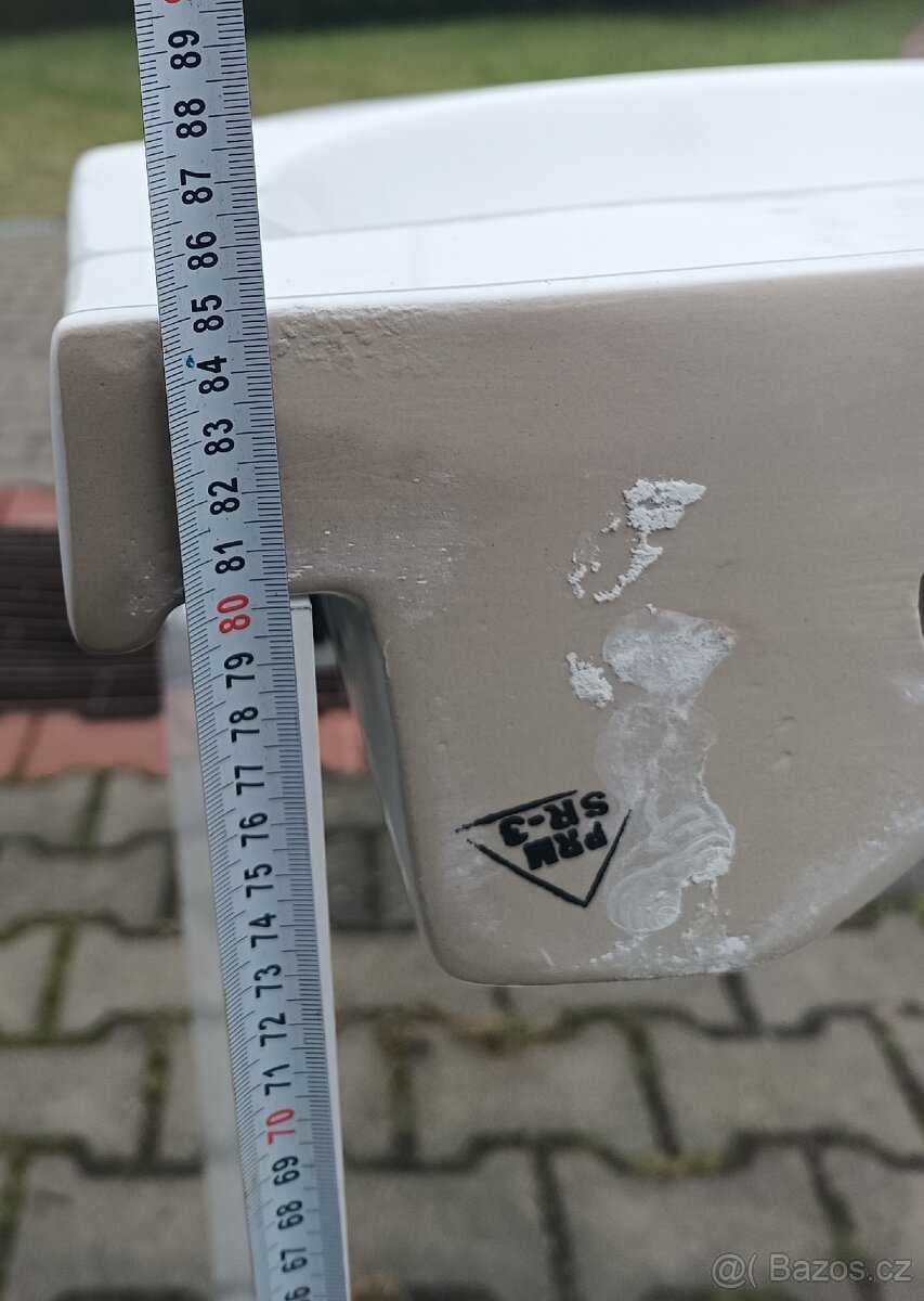 Koupelnová skříňka s umyvadlem - 6