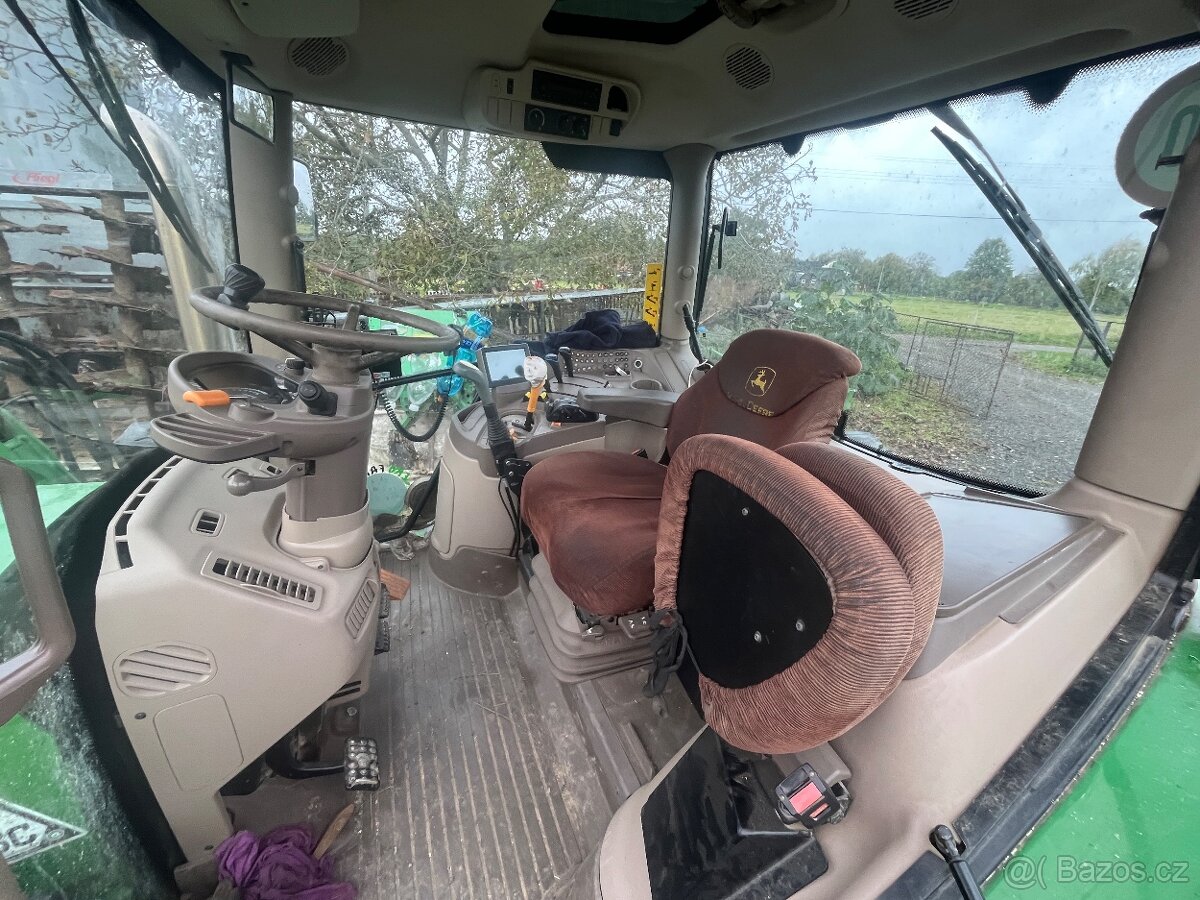 John Deere 6125R - 6