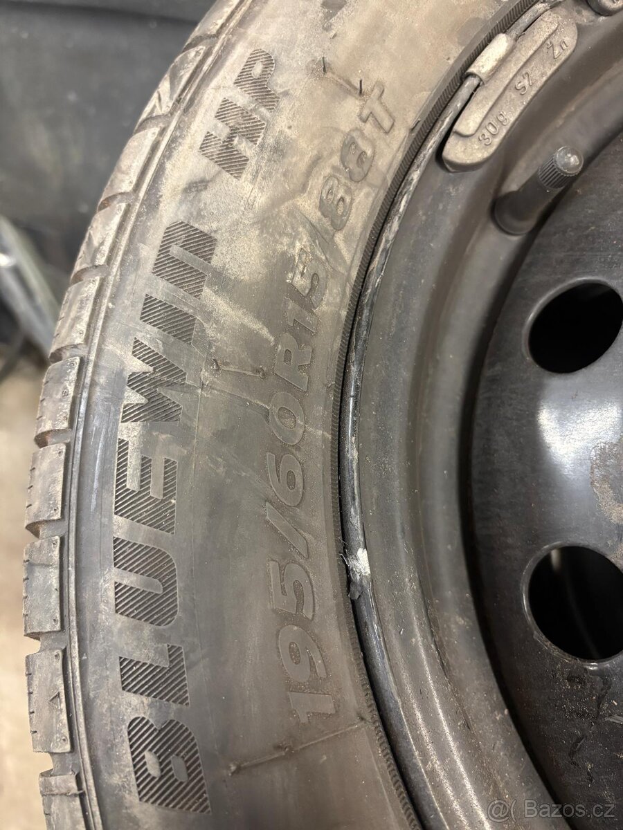 Kola s pneu 195/60 R15 - 6