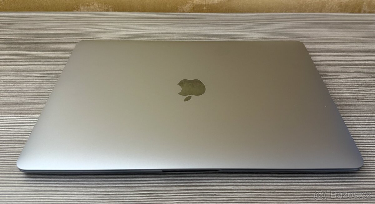 MacBook Air 13" M1 8GB 256GB Zánovní, kompletní balení - 6