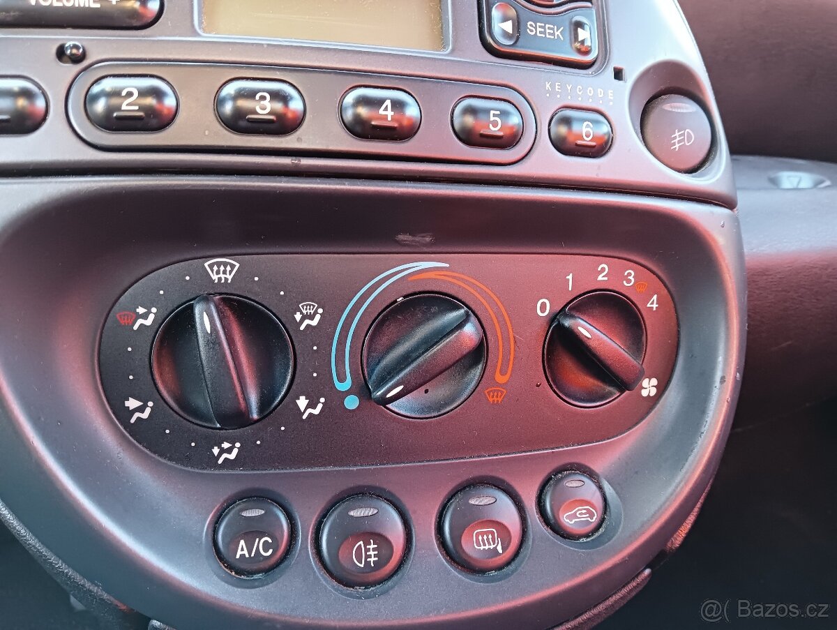 Ford Streeka 1.6i kabrio - 6