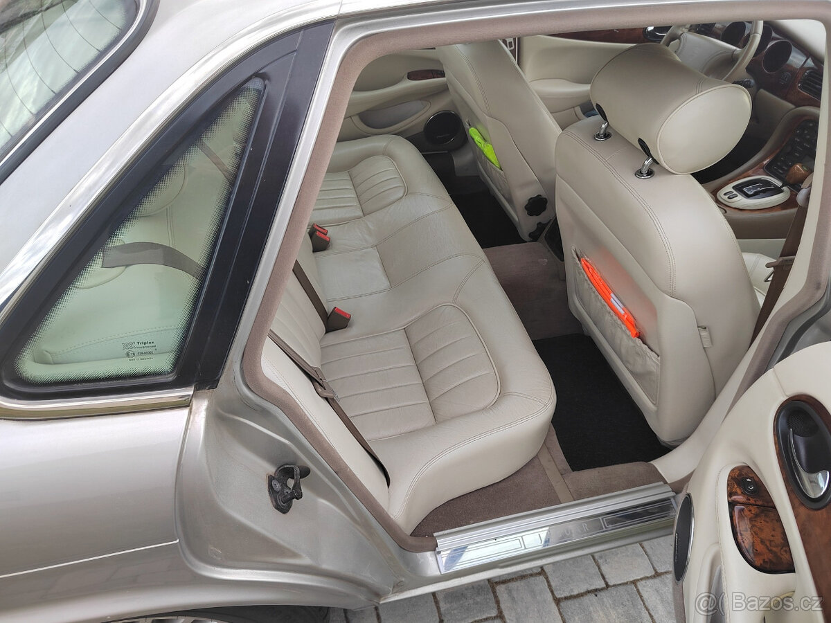 Jaguar XJ8, uloženka, nikdy nejeto v soli - 6