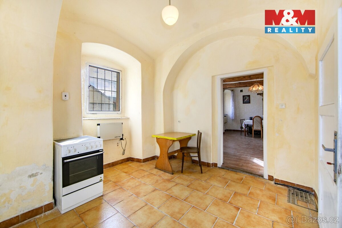 Prodej historického objektu, 247 m², Bor, ul. nám. Republiky - 6