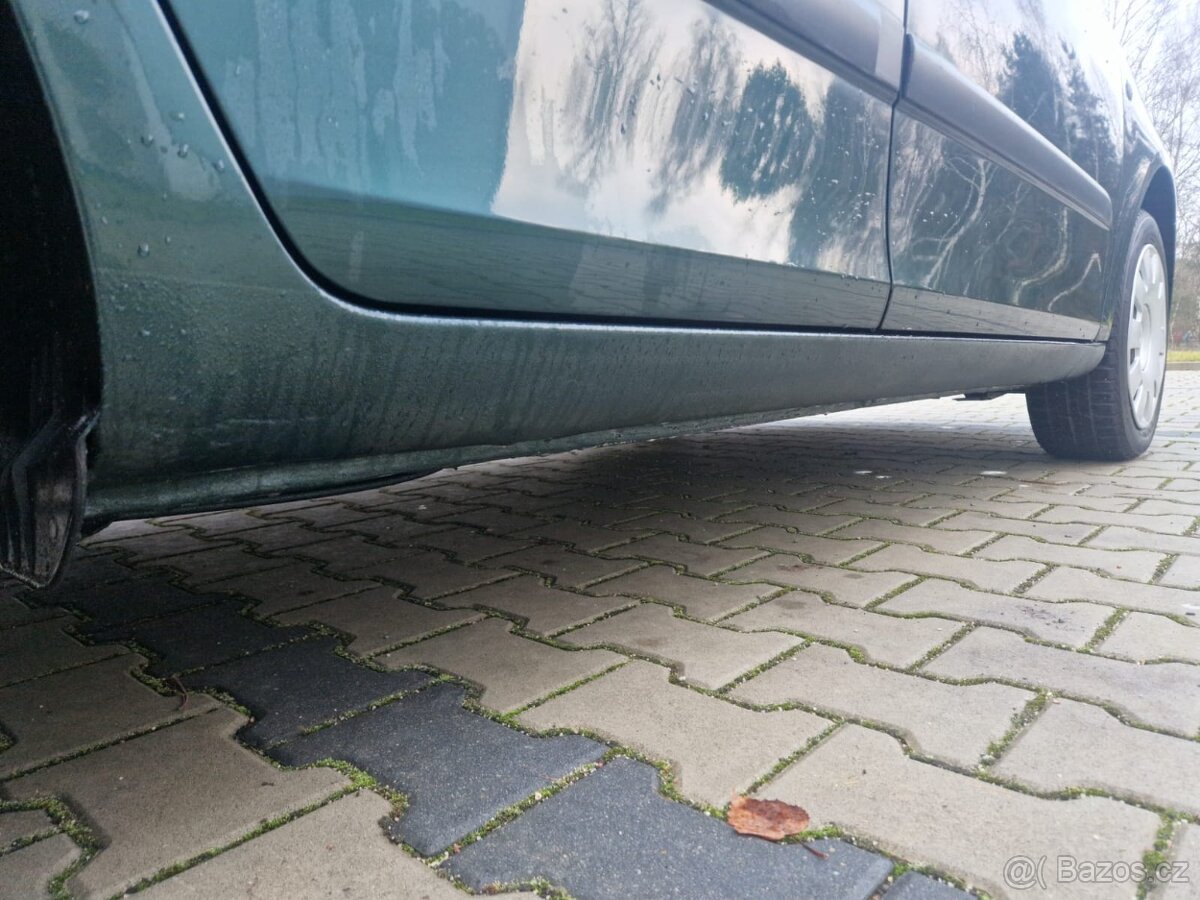 Škoda Fabia II 1.4i 16v Kombi//Tempomat//NOVÁ STK - 6