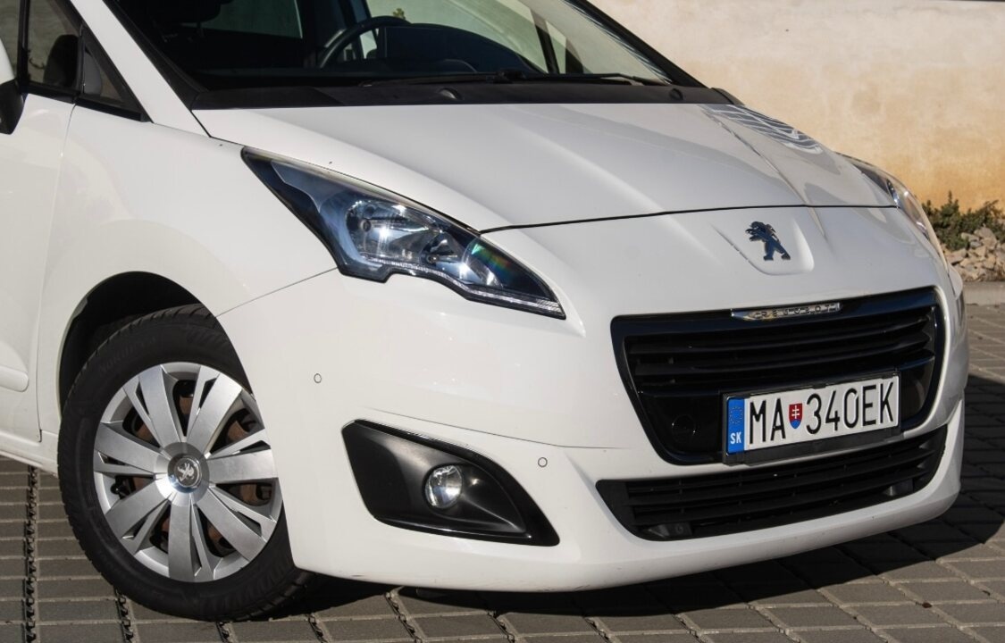 Peugeot 5008 2.0 HDi 110 kW - 6