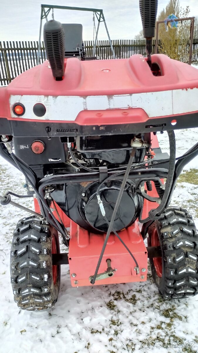 Sněhová fréza. - 6