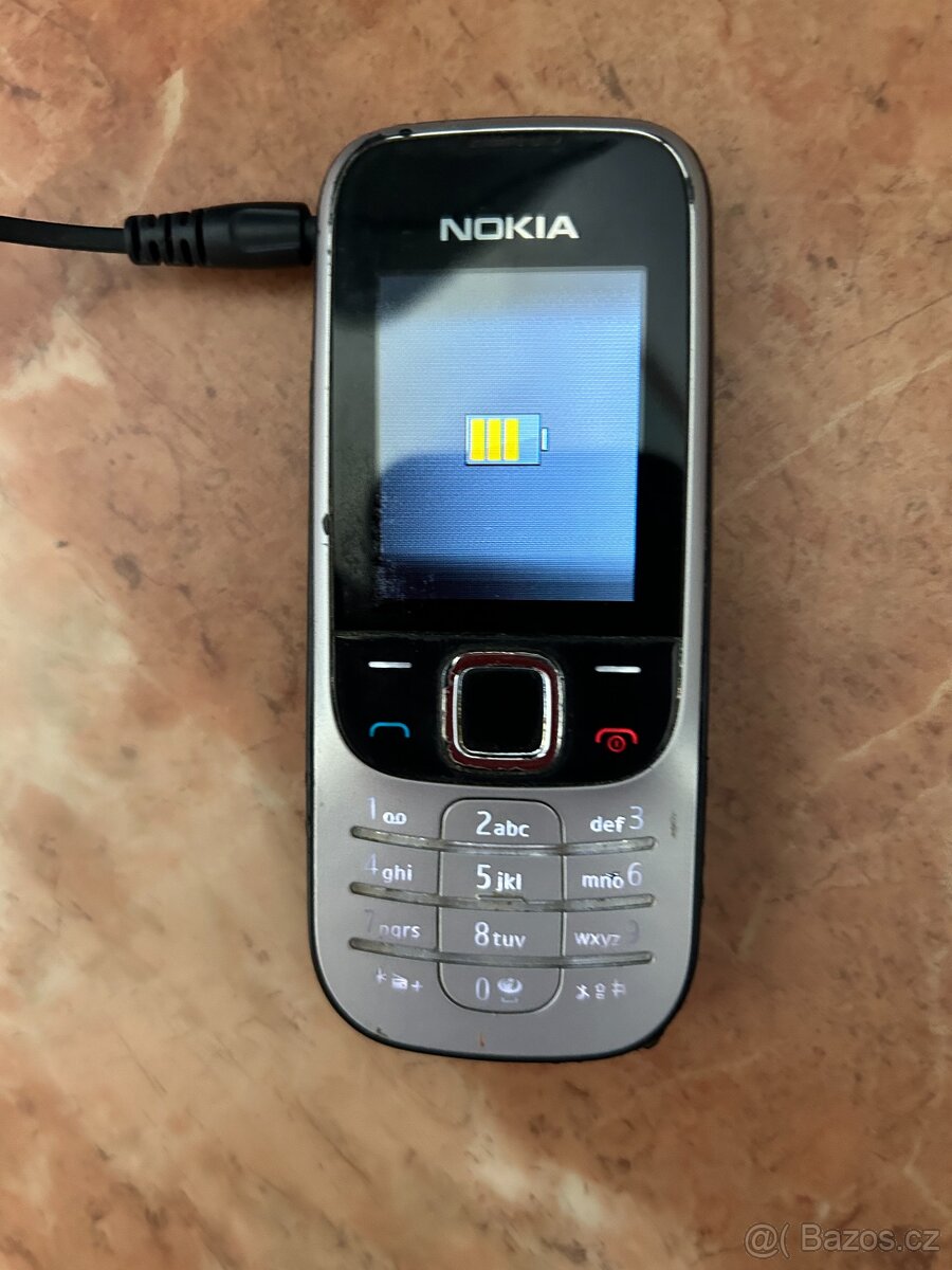 Nokia 2330 classic - 6