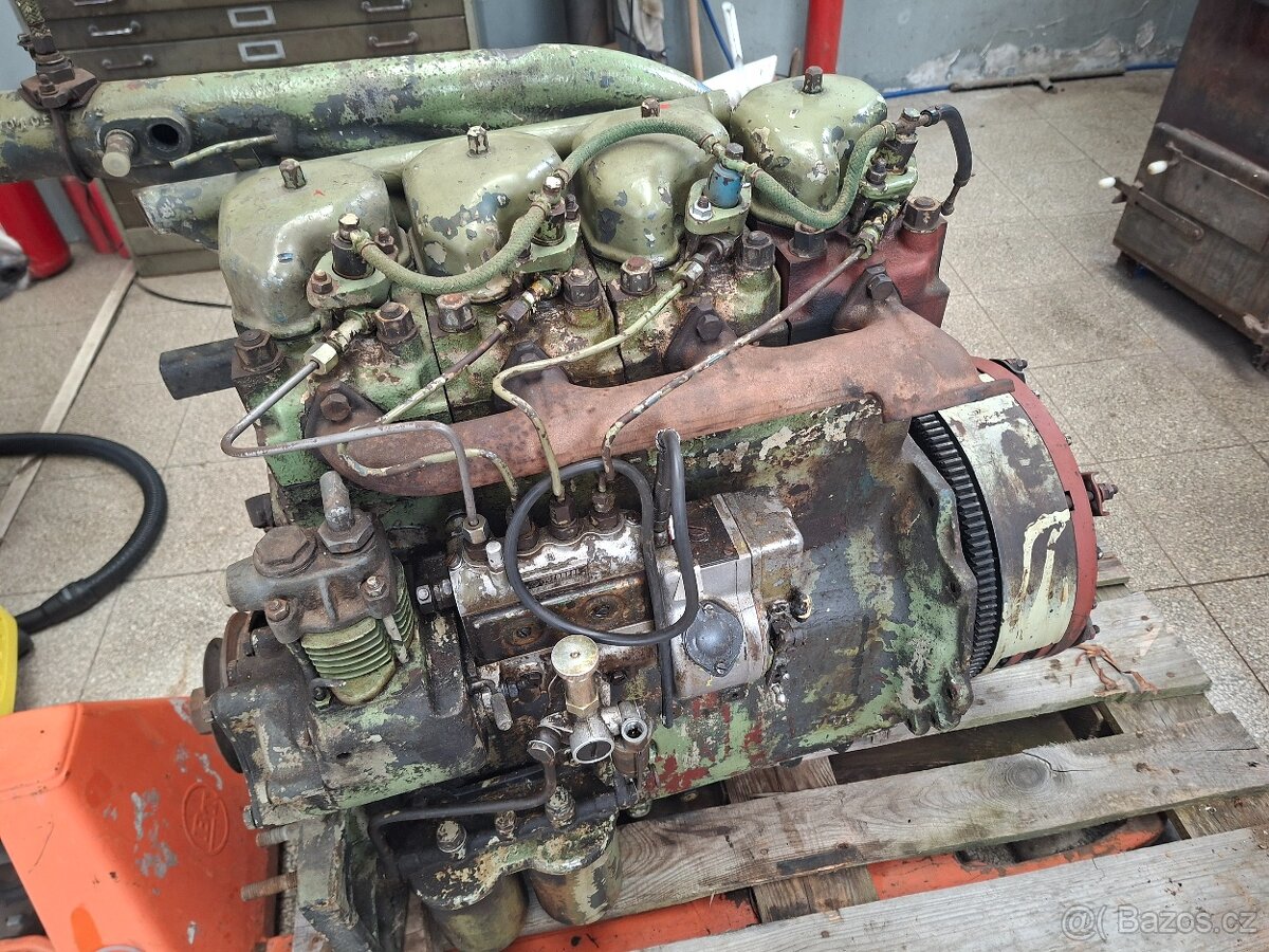 Motor zetor 6701. - 6