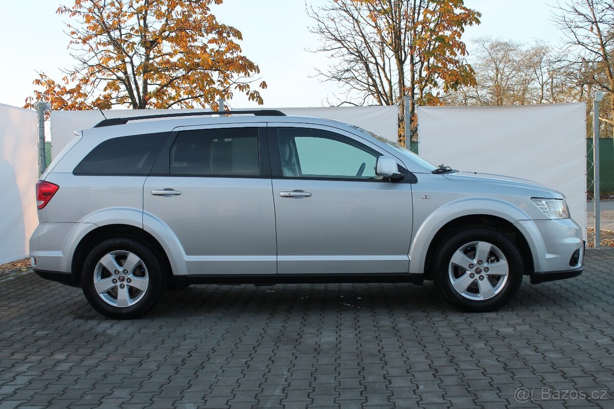 Fiat Freemont 2.0 JTDm 103kW 7Míst + Pr. Servis + - 6