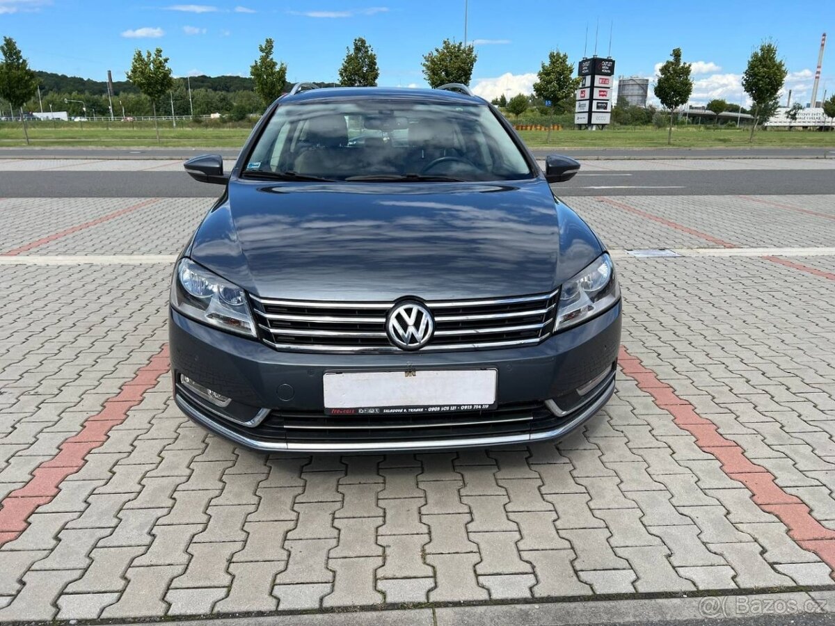 Volkswagen Passat 2.0 TDi 125kw 4x4 DSG NAVI - 6