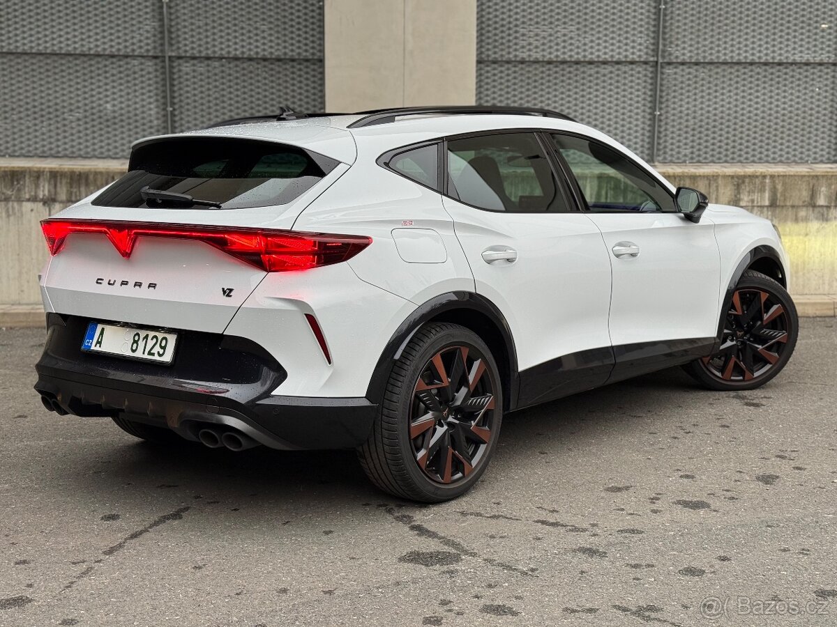 Cupra Formentor VZ, 4x4, 245kw, tažné, TOP výbava - 6