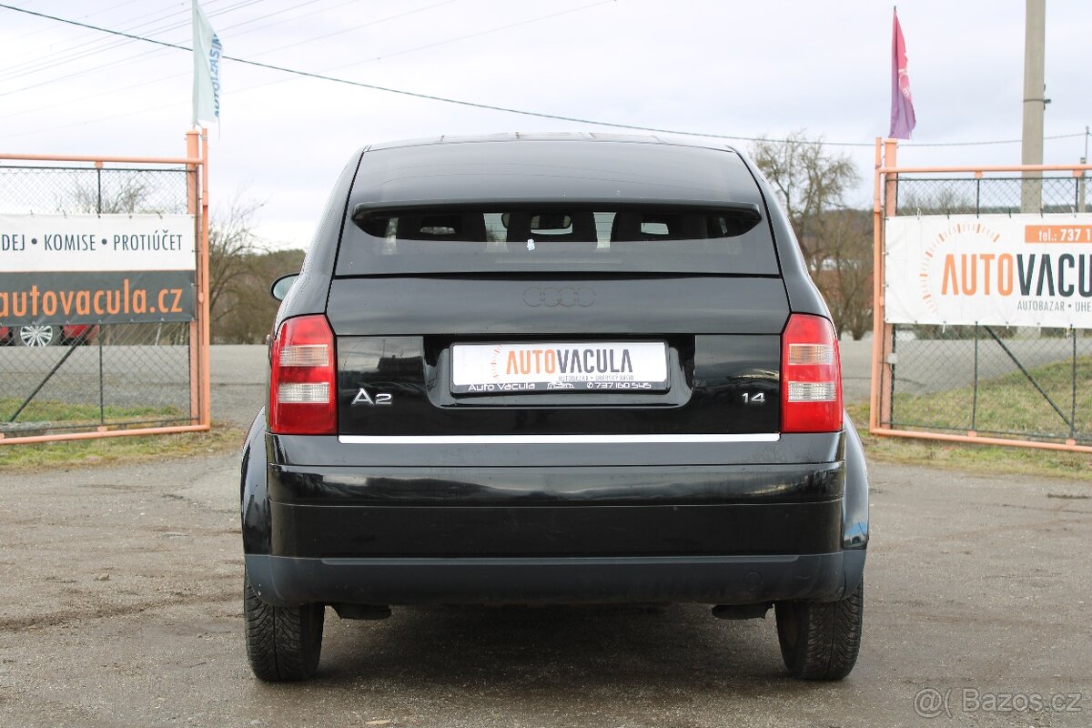 Audi A2, 1,4i 55KW, STK 5/2027, KLIMA, r.v. 2001 - 6