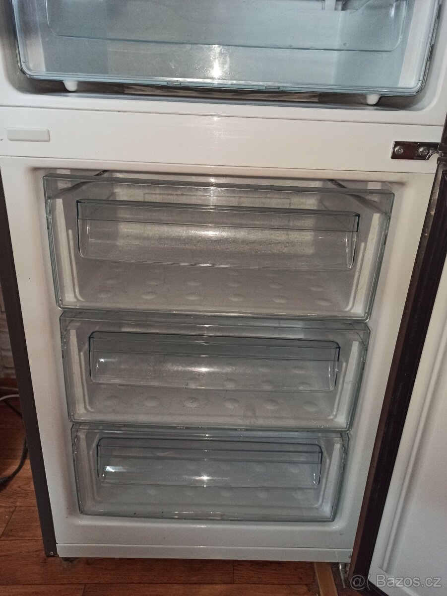 Kombinovaná lednice s mrazákem Zn.Samsung - 6