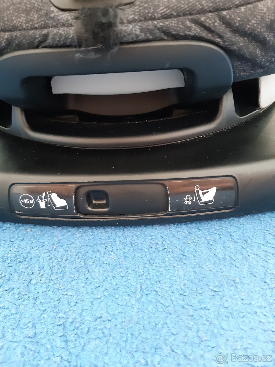 MAXI COSI AxissFix Nomad Black - 6