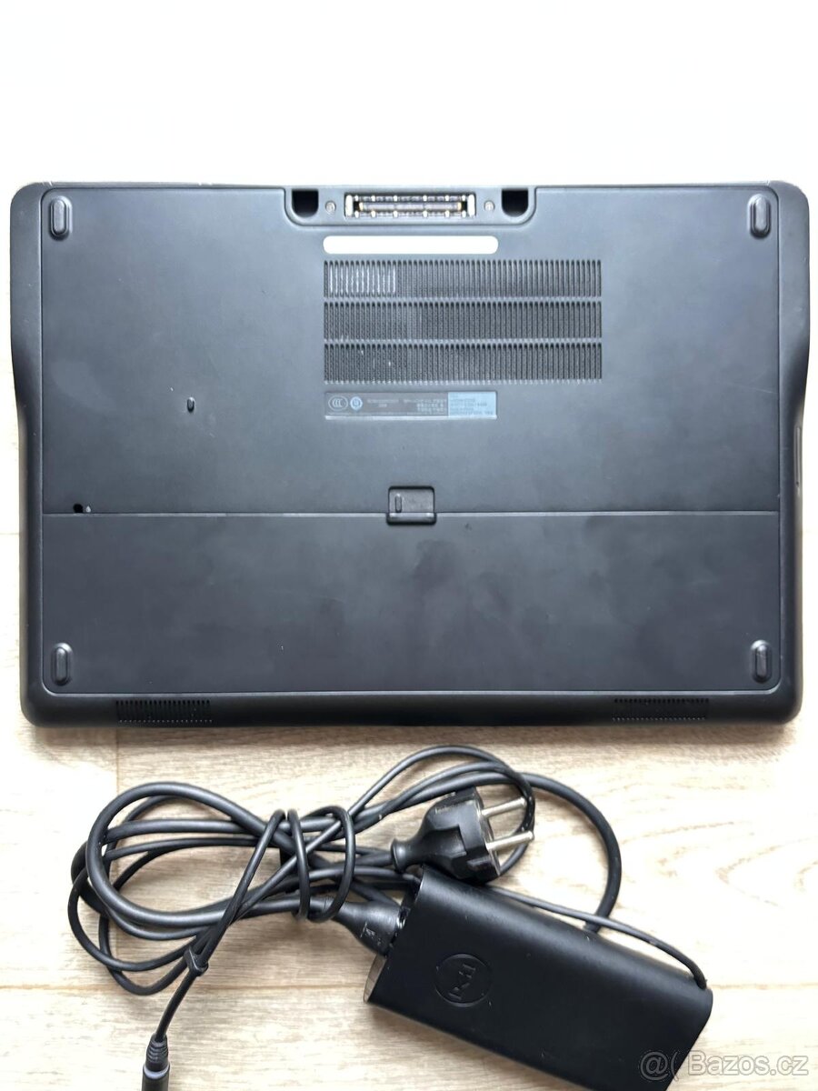 Manažerský notebook DELL (Intel i5) - 6