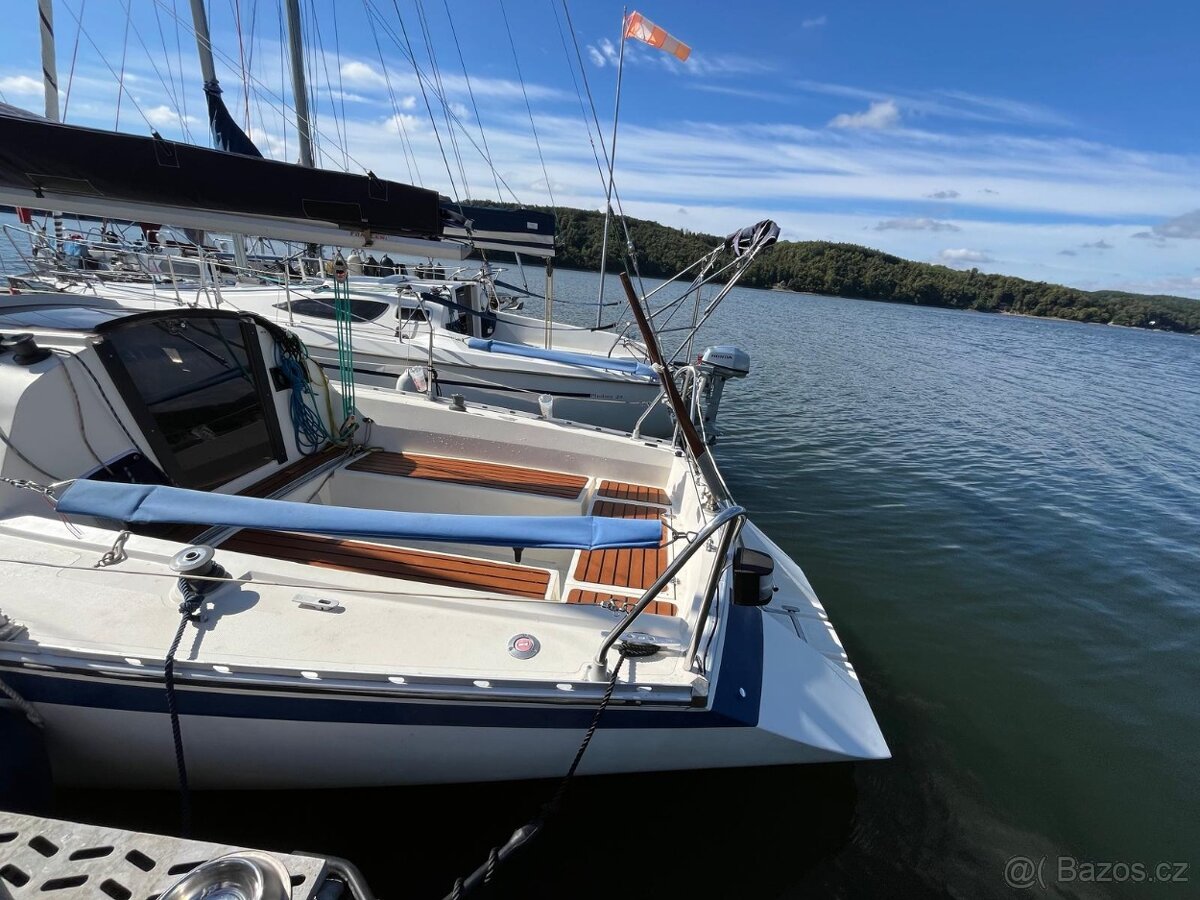 Kajutová plachetnice Friendship 27 - 6