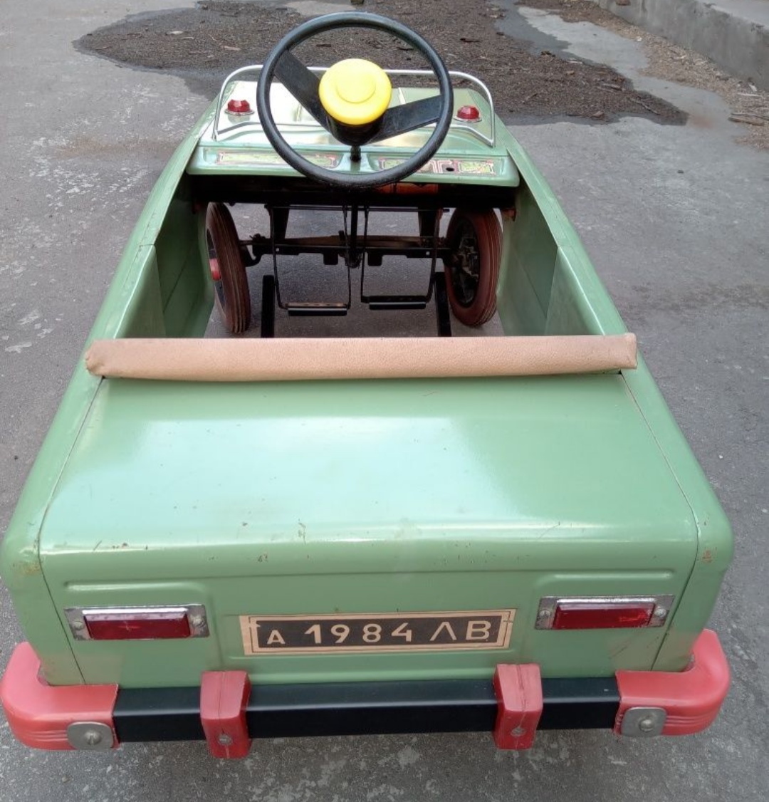 Šlapací autíčko - 6