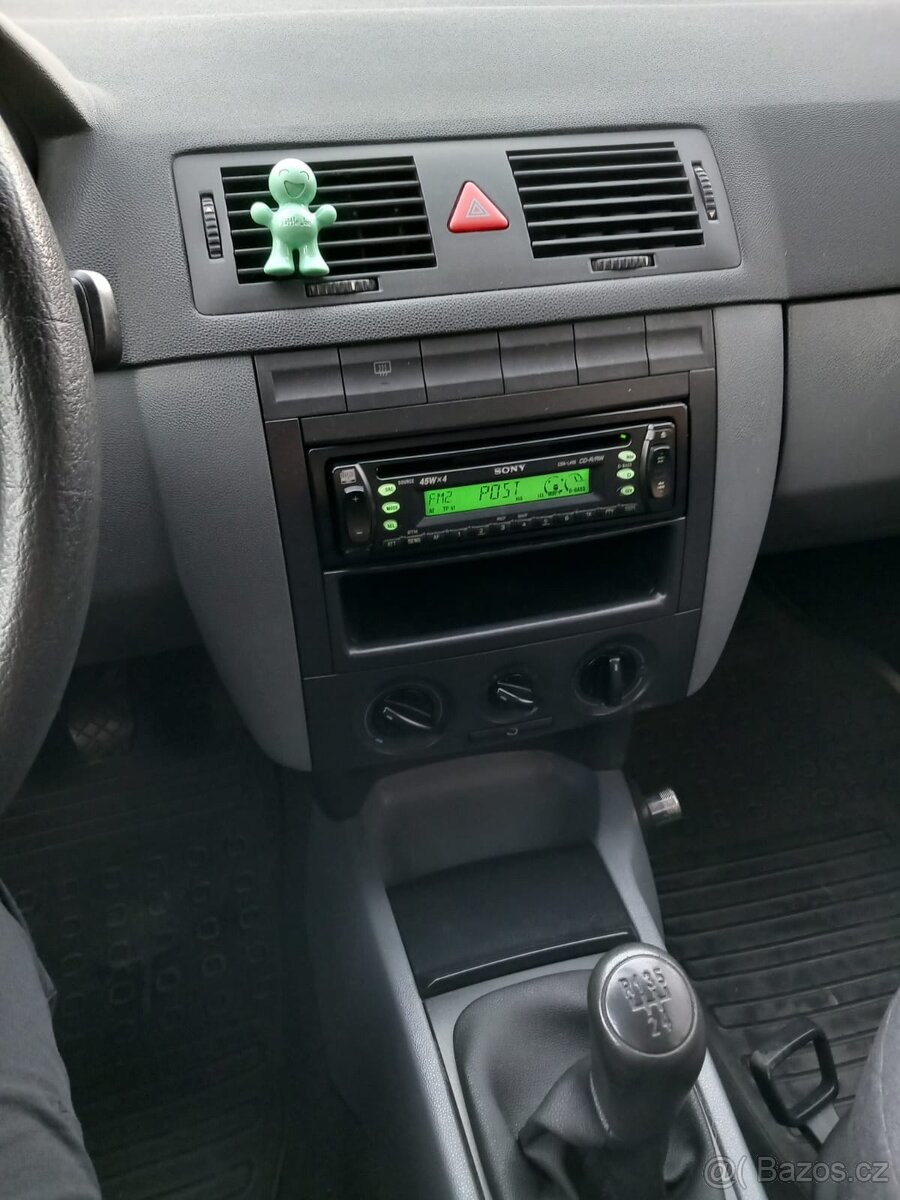 Prodám Škoda Fabia Combi 1 generace (2002) - 6