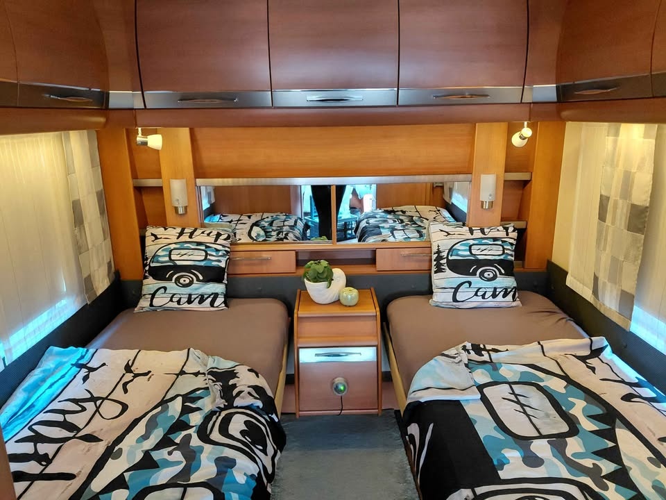 Karavan - 6