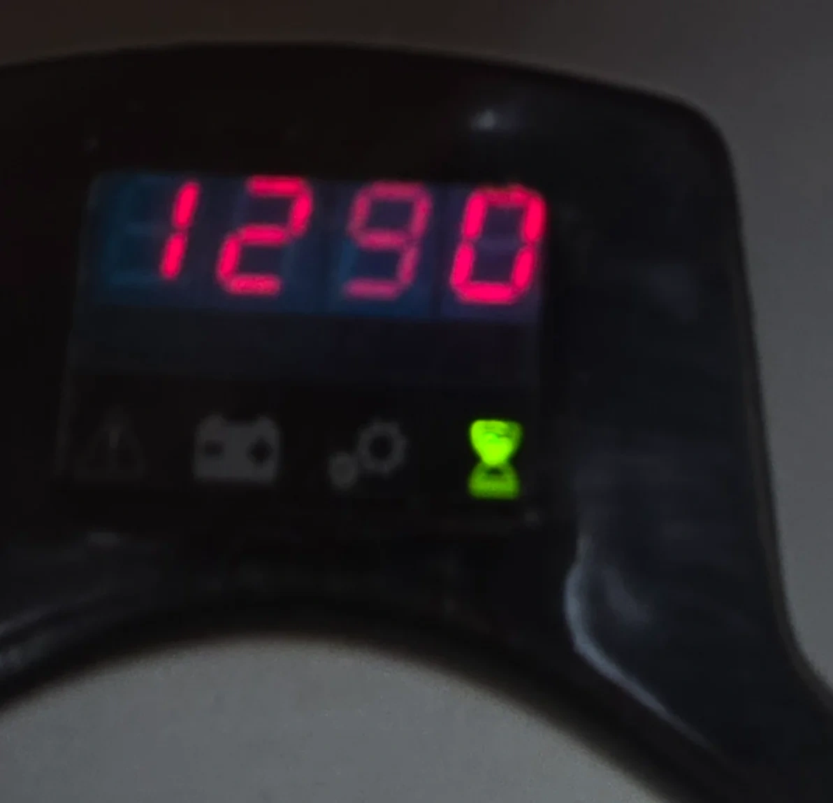 Toyota SWE 200D EX • 2018 • do EX zón • nízký stožár • 2000 - 6