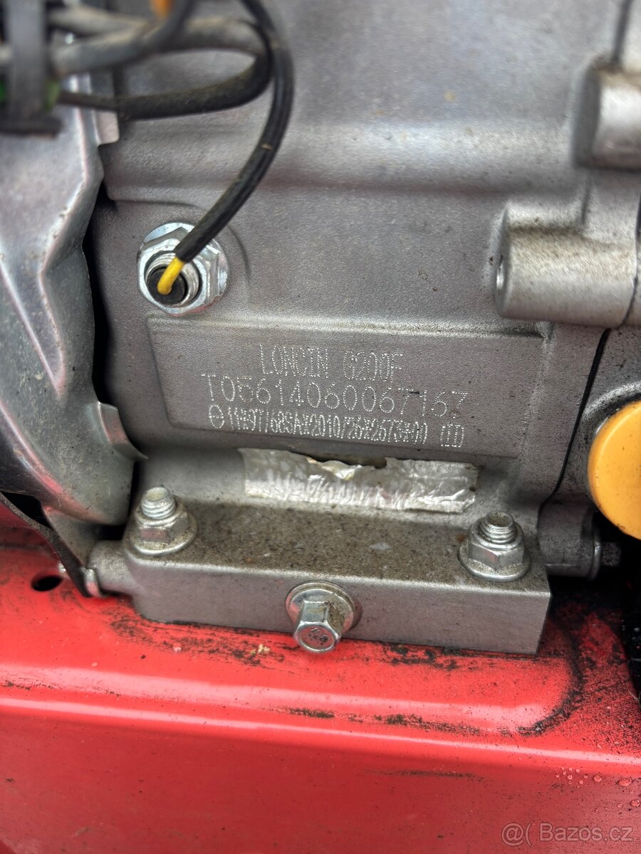 Sněhová fréza Hecht 9661 - 6