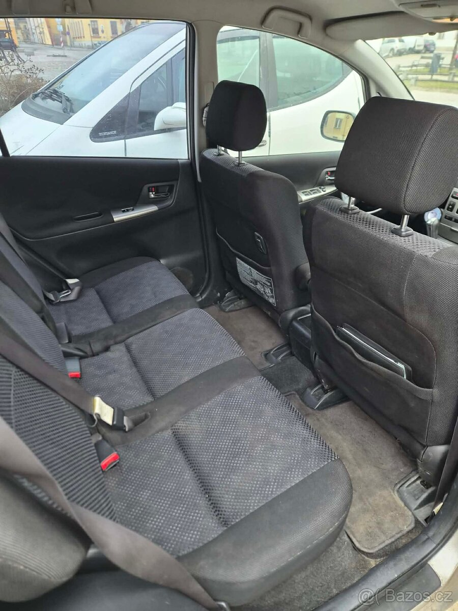 Toyota Corolla verso - 6