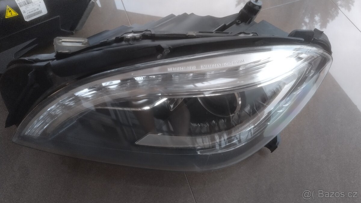 Přední LED světla Mercedes Benz ML - w166 - 6