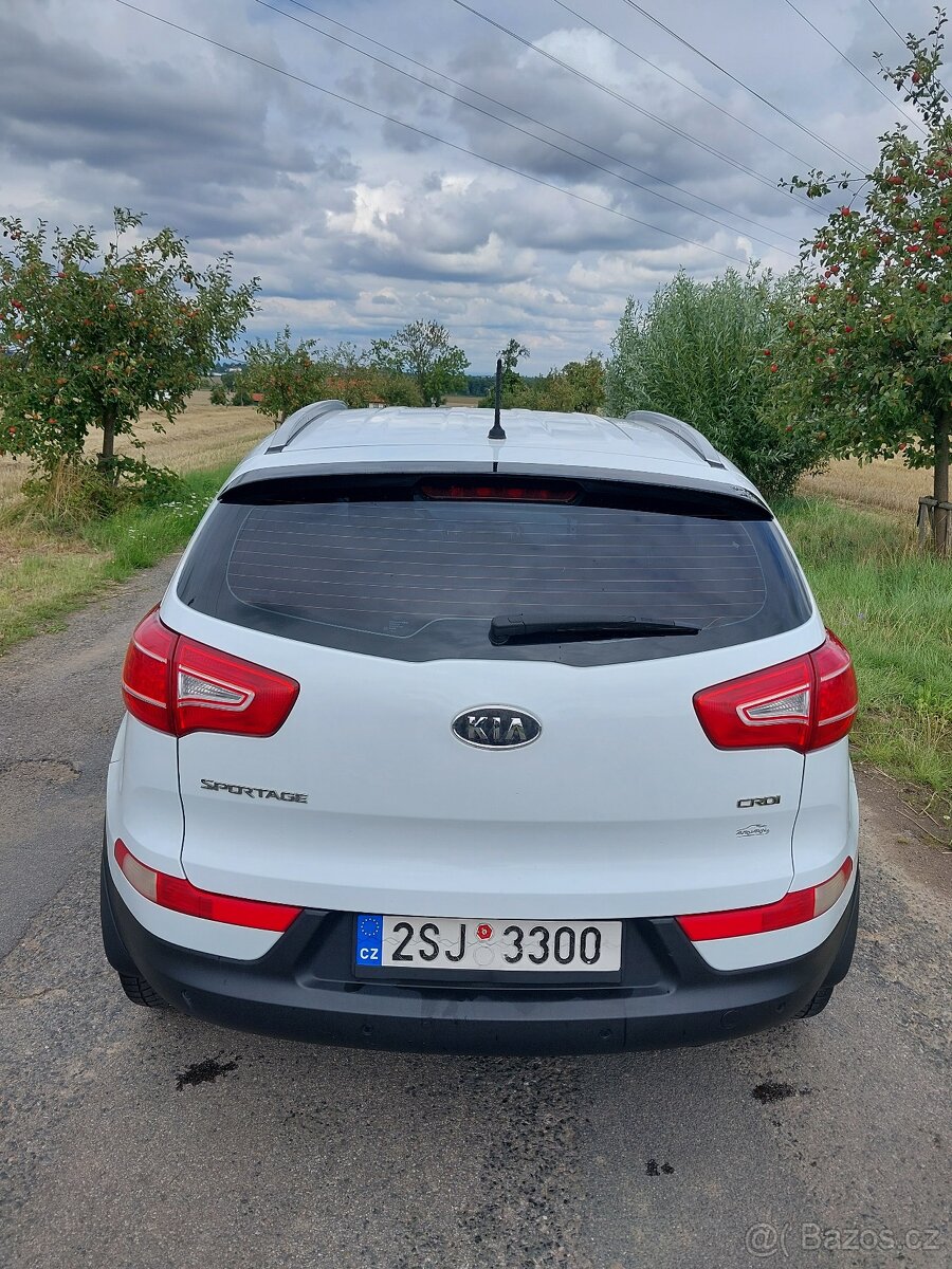 Kia Sportage III 2.0 CRDI - 6