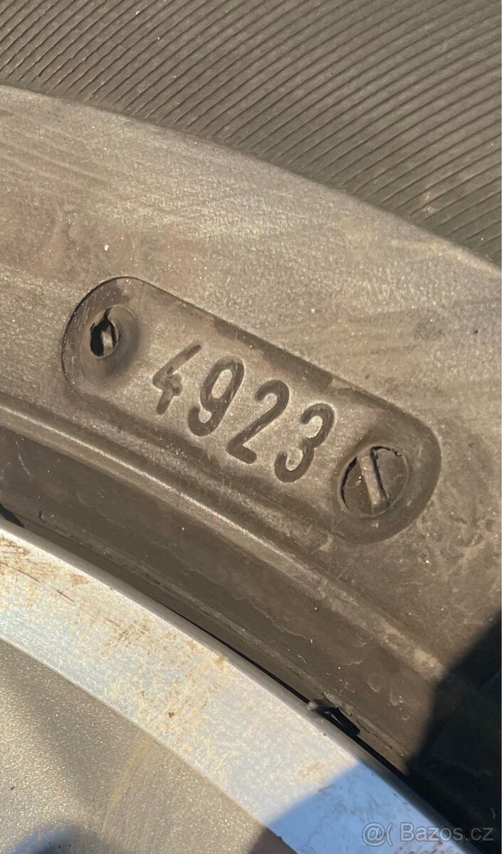 Pneumatiky s hliníkovými disky - 6