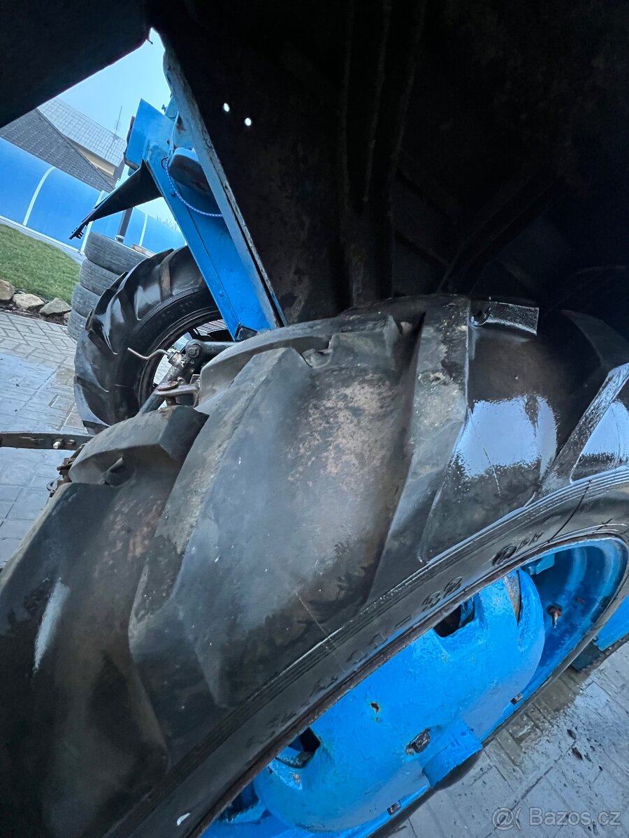 Traktor zetor 4011 - 6