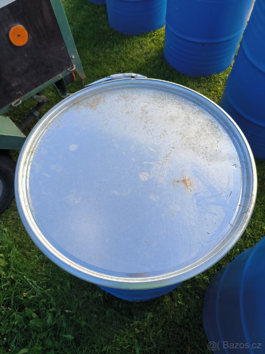 Kovové sudy 200 litrů - 6