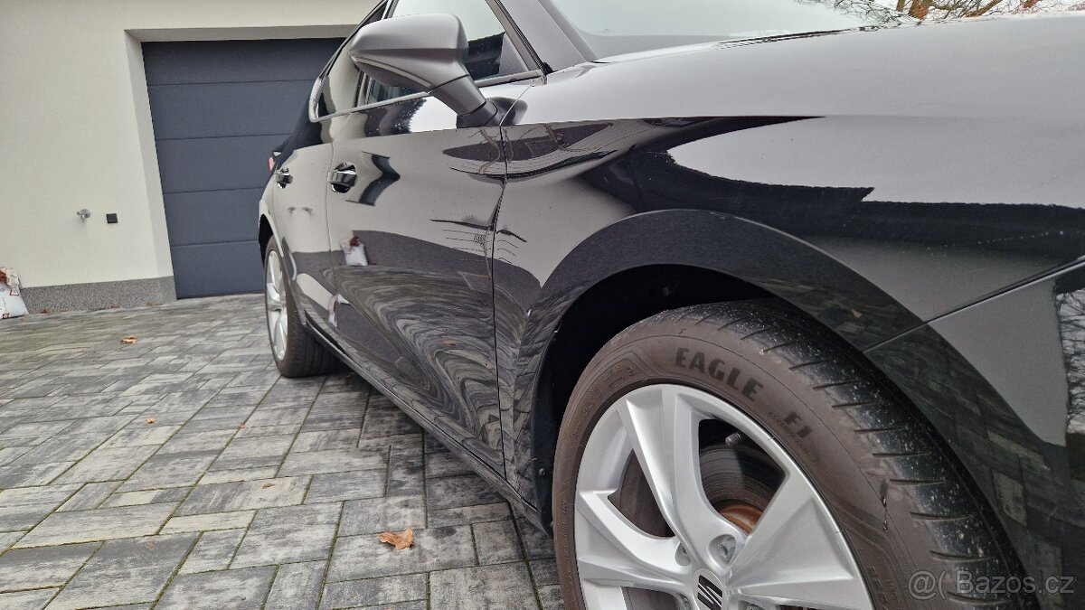 SEAT LEON FR 1.4 TSI 110KW+E-HYBRID.AUTOMAT.ROK 12/2020 - 6