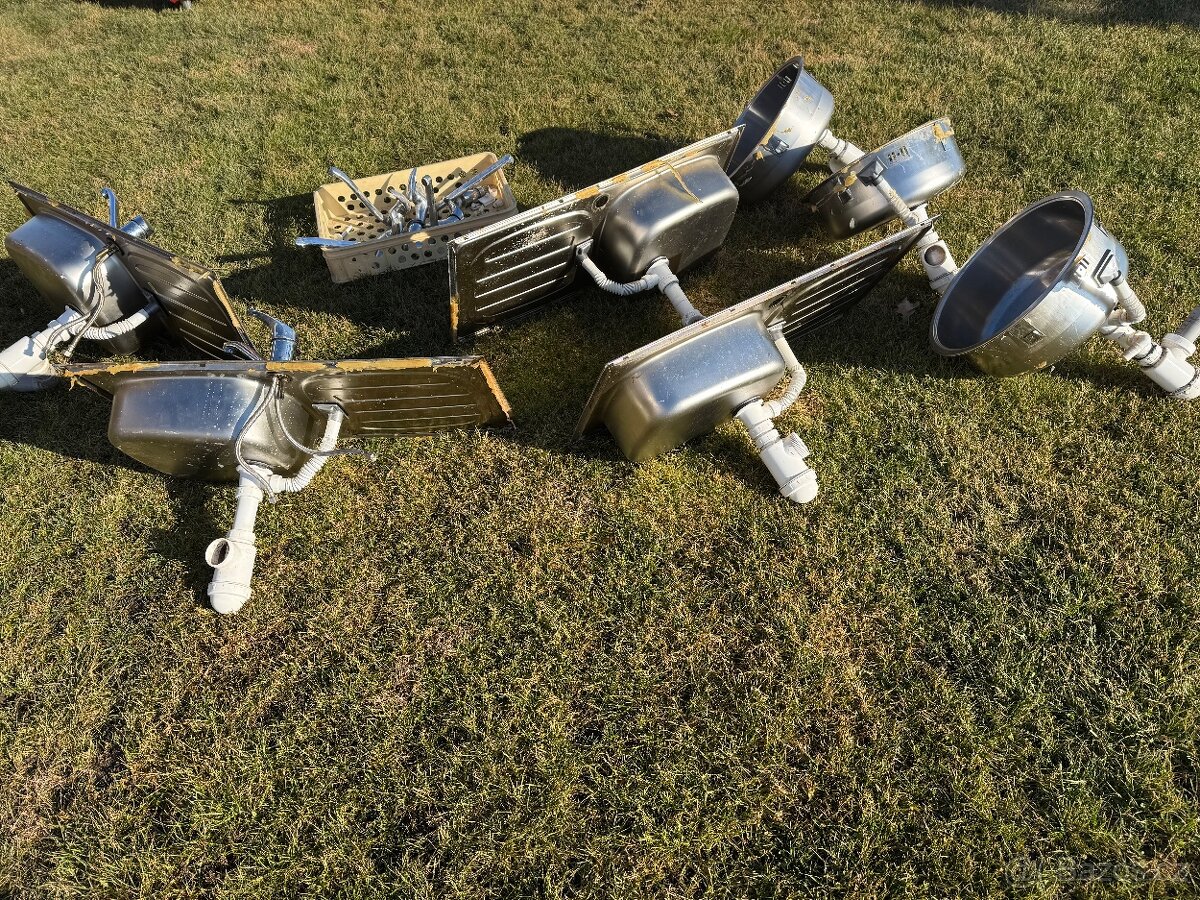 Umyvadla a záchodové mísy kombi - 6