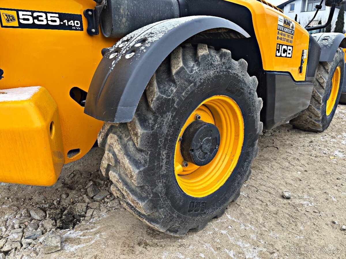 JCB 535-140 TELESKOPICKÝ NAKLADAČ - 6