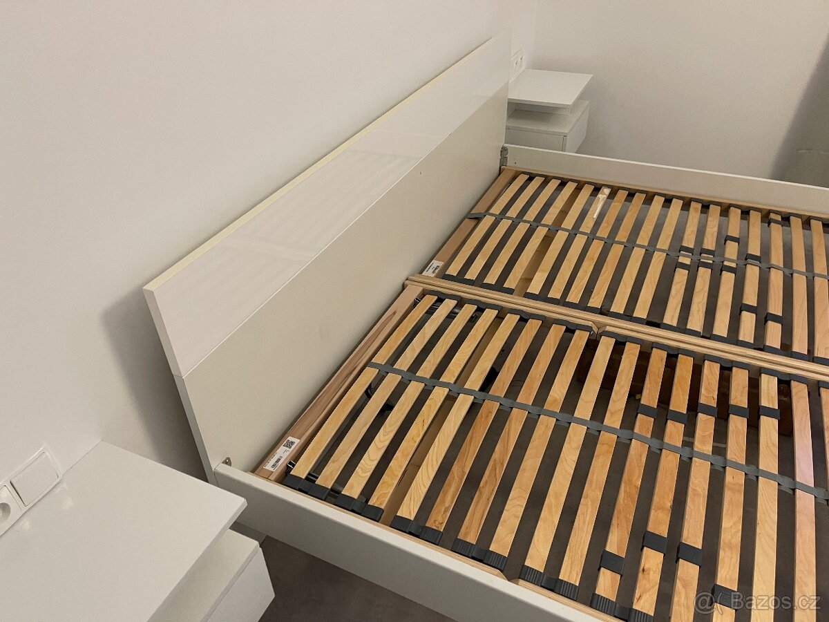 Bíla manželská postel 180/200 cm - 6