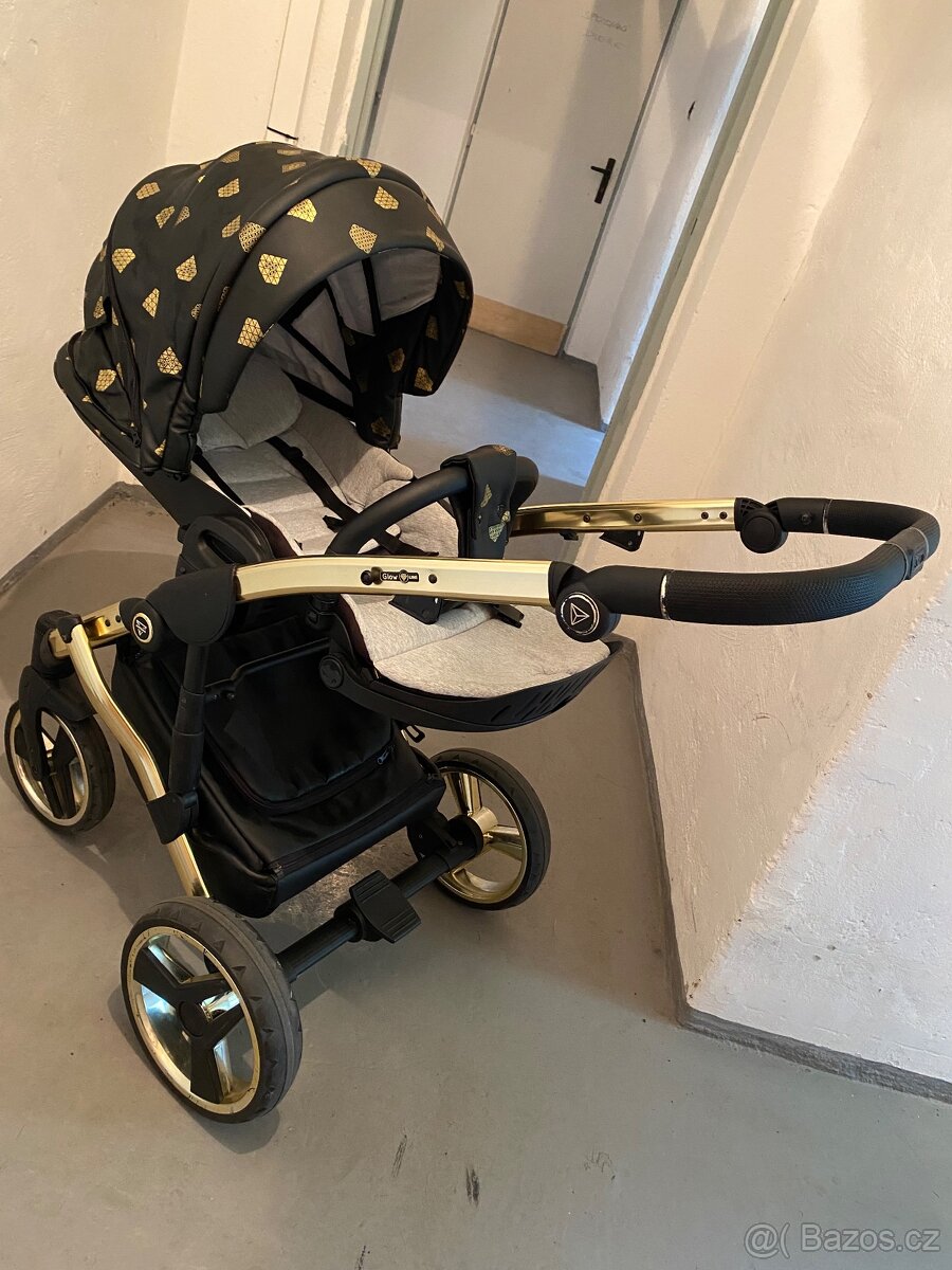 Kočárek 3v1 Junama Diamond - 6