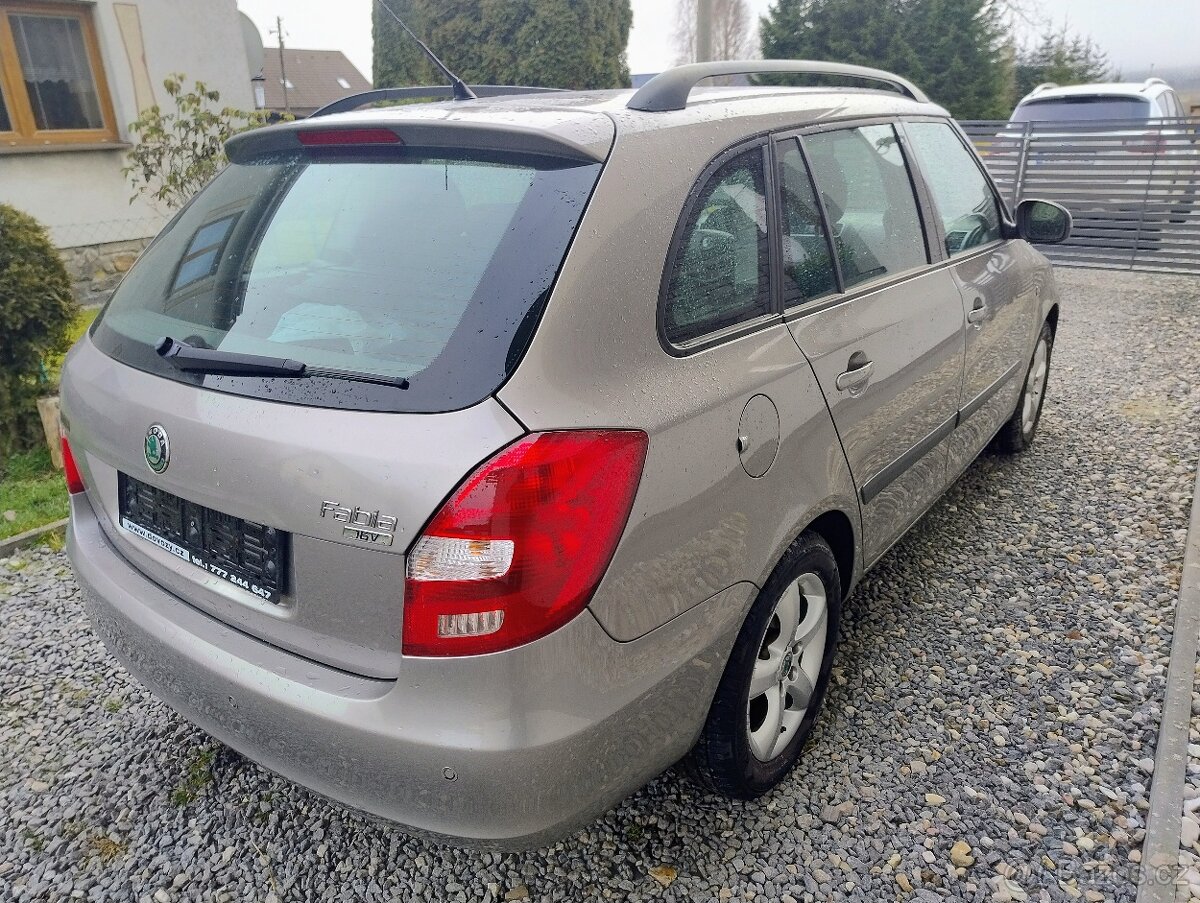 Škoda Fabia 1.4i 16V Elegance Nová STK - 6