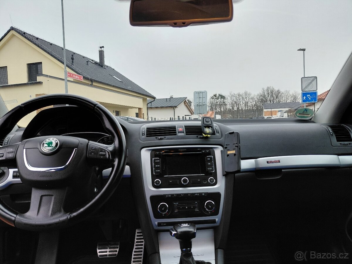 Škoda Octavia Scout 2.0tdi dsg 4x4 2012 - 6