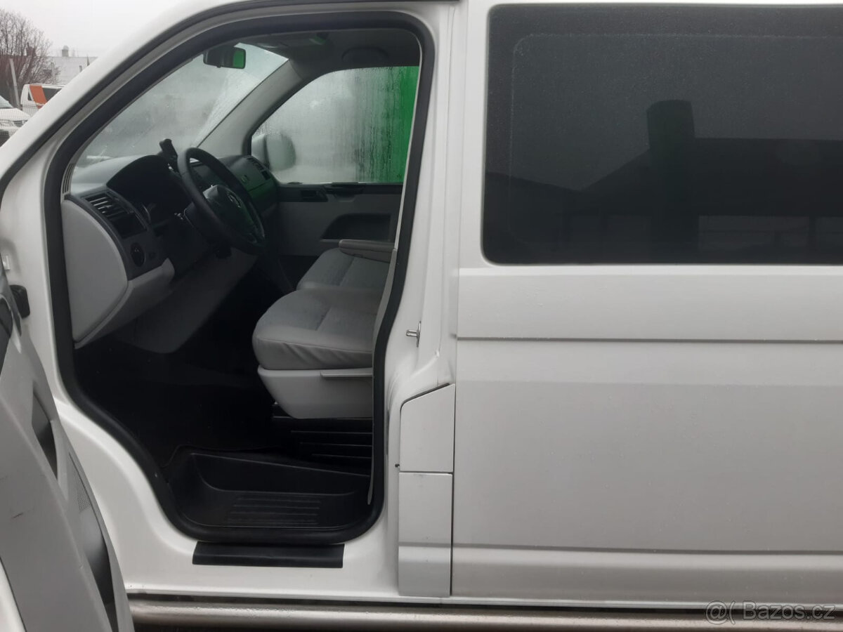 VW Transporter T5,1 2,0 103kw, 2011,6míst,long - 6