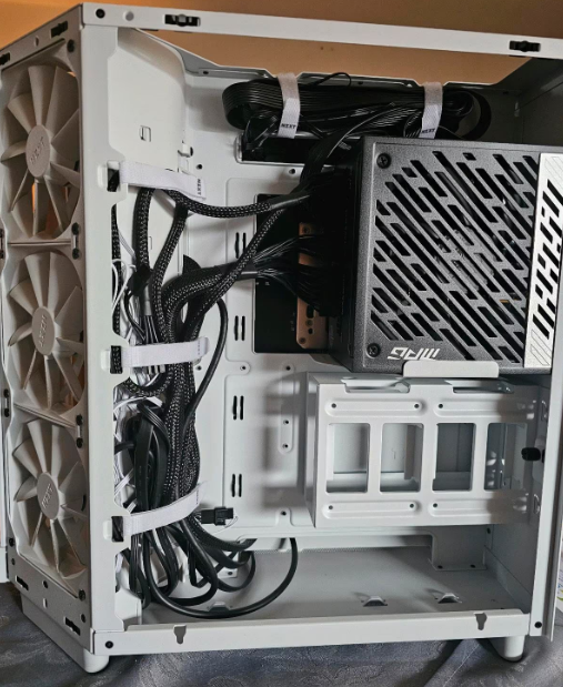 Herní PC | RTX 5060 Ti | Ryzen 7 | 32 GB DDR5 - 6