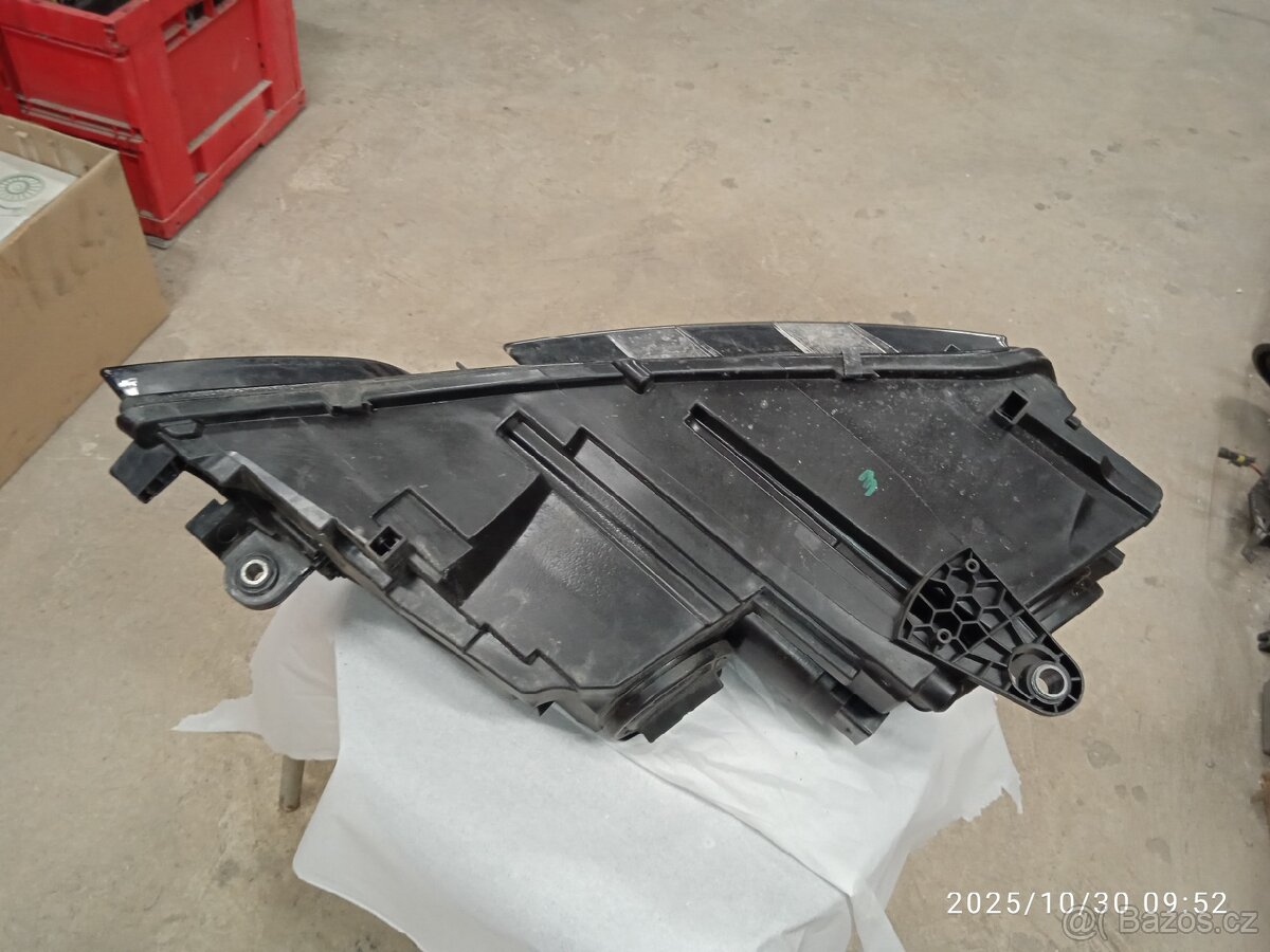 Světlo Octavie 3 - 6