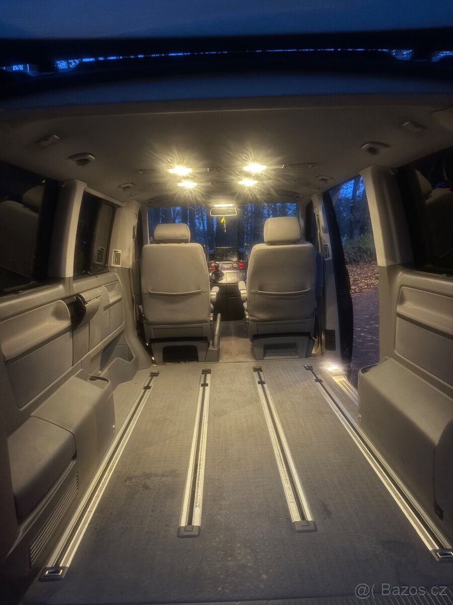 VW multivan T5 - 6