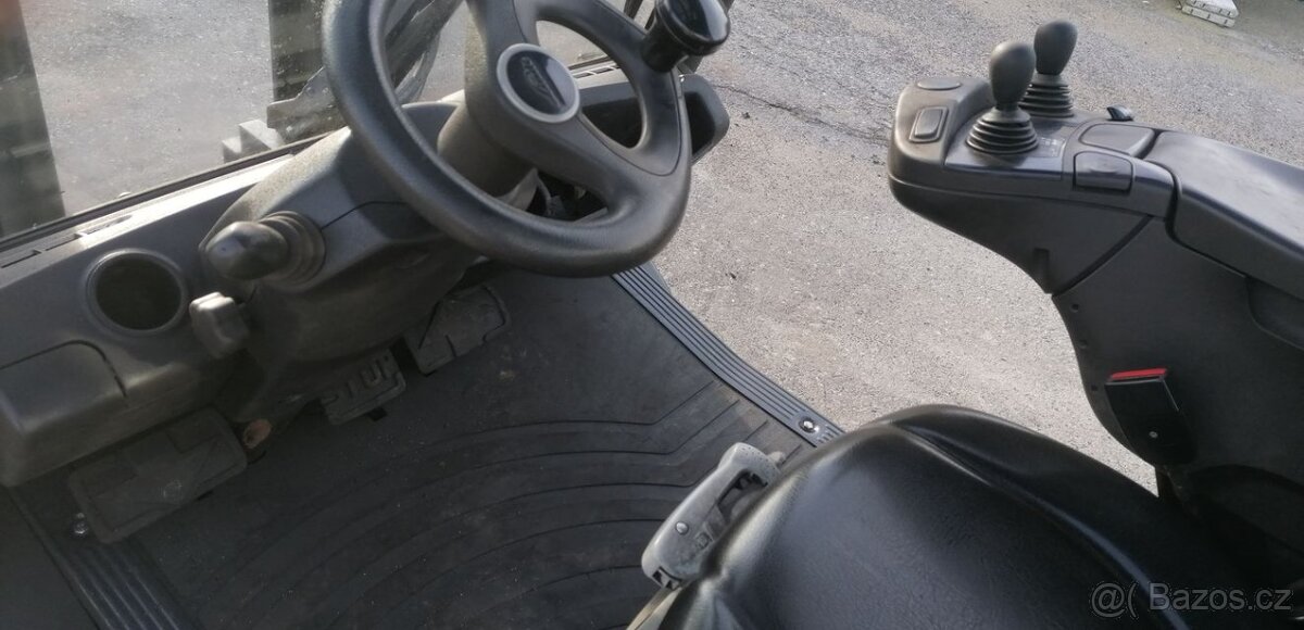 LINDE H35T-02 boční posuv SLEVA - 6